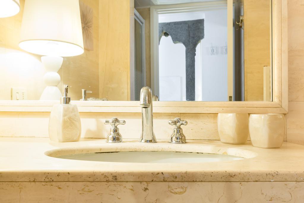 Colosseo Luxury Apartment Roma Dış mekan fotoğraf
